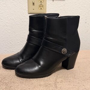 Anne Klein Black Heeled Boots